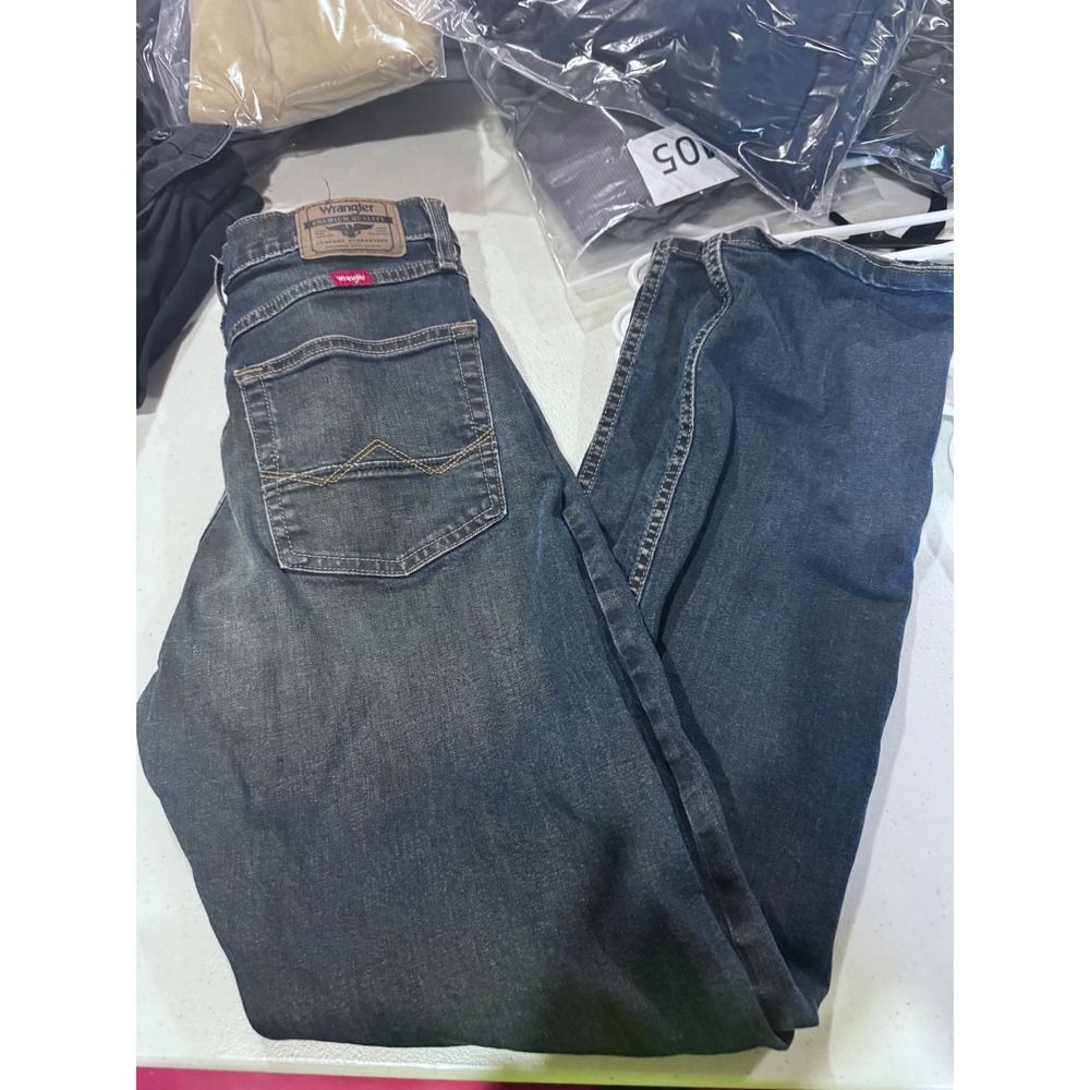 Wrangler Premium Quality Mens Straight Leg Stretch Jeans Dark Wash 29x30 Denim